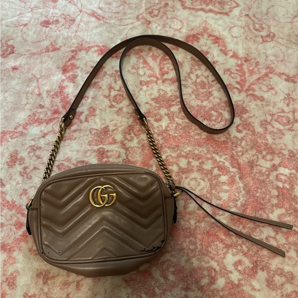 Gucci Tan Crossbody Bag with Gold Accents - Picture 1 of 9